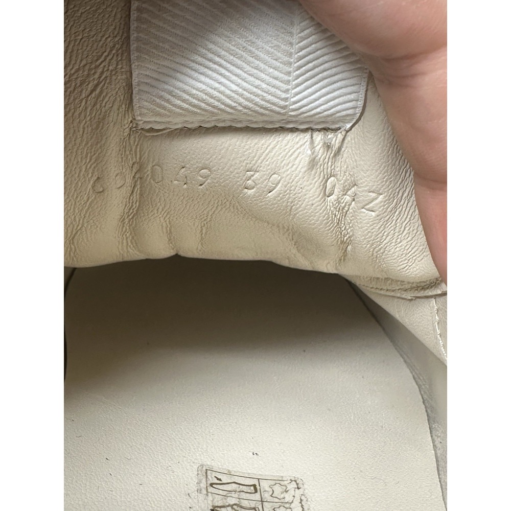 Gucci x Mickey Mouse Rhyton Leather Sneaker| - Picture 6 of 11